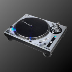 DJ vinila plašu atskaņotāji